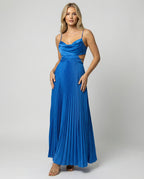 Damen Satin Maxikleid mit Faltenrock und Cut-Out