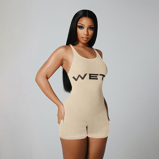 Damen Sportlicher Einteiler mit Racerback und auffälligem Logo R&B