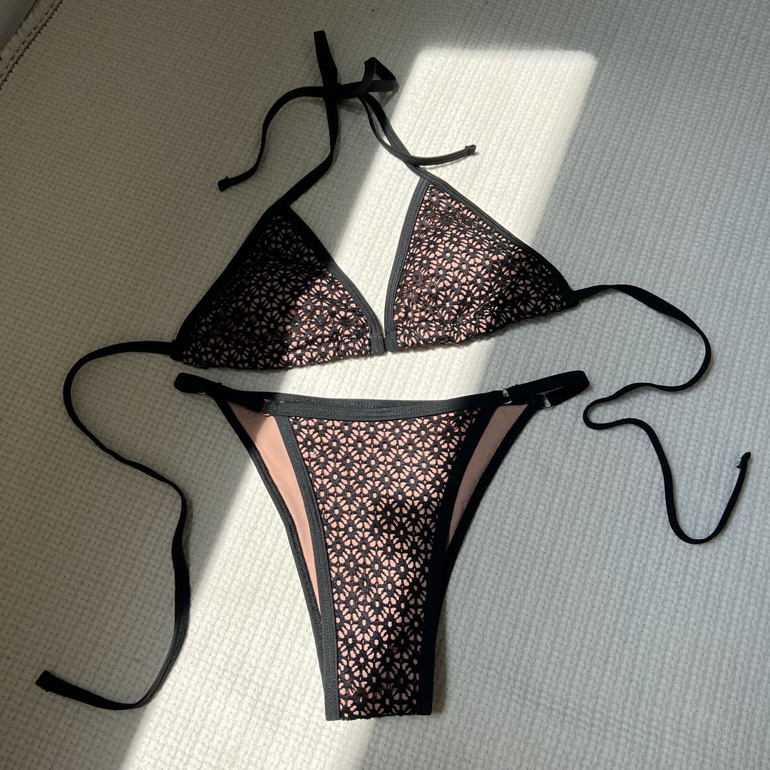 Damen Triangel-Bikini mit filigranem Spitzenmuster R&B