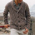 Herren Strickjacke mit modischem Zopfmuster und praktischen Taschen