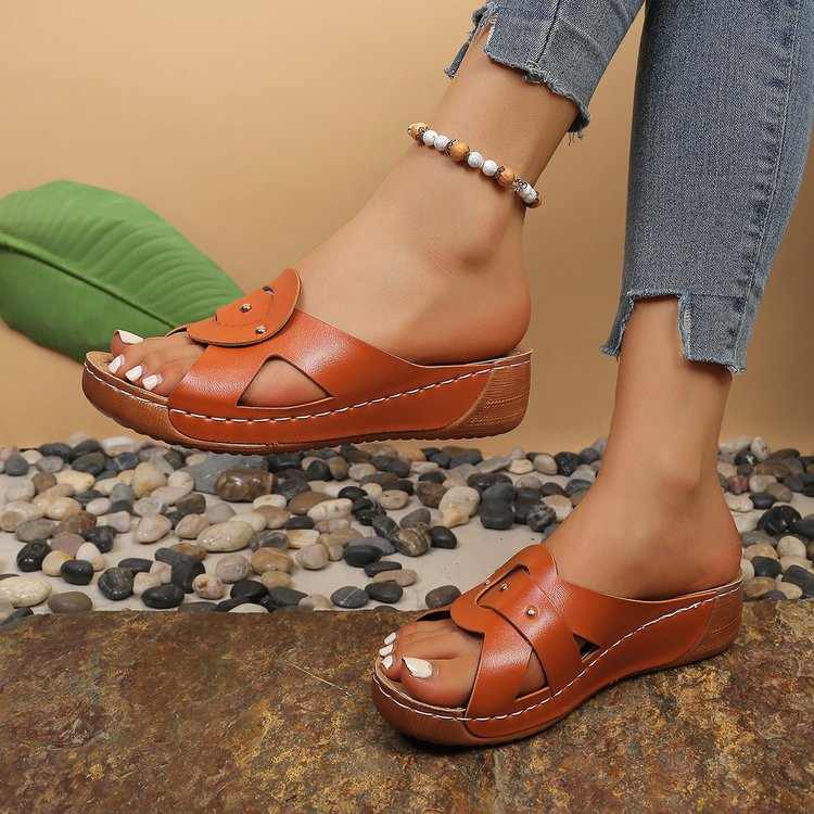 Damen modische Holz-Pantoletten mit elegantem Riemen-Design R&B