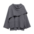 Damen nan zweilagiger Strickponcho mit asymmetrischem Saum und dekorativem Knopfkragen R&B