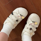 Damen Sneaker mit verstellbarem Klettverschluss und verspielten Applikationen