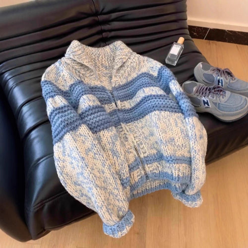 Damen Strickjacke mit breiten Streifen und hochwertigem Reißverschluss R&B