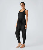 Damen nan lässiger Jersey-Overall mit Racerback, smockierter Taille und seitlichen Eingrifftaschen R&B