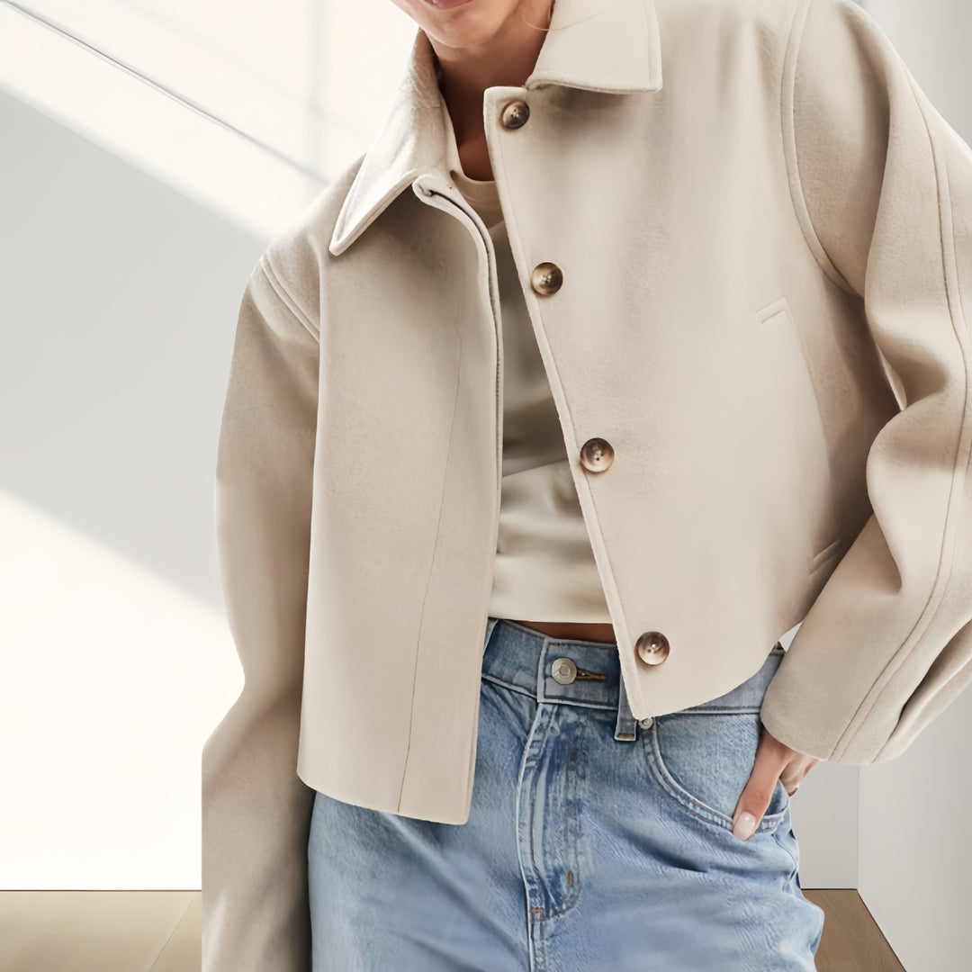 Damen Kurze, kuschelige Jacke aus weichem Wollmix R&B