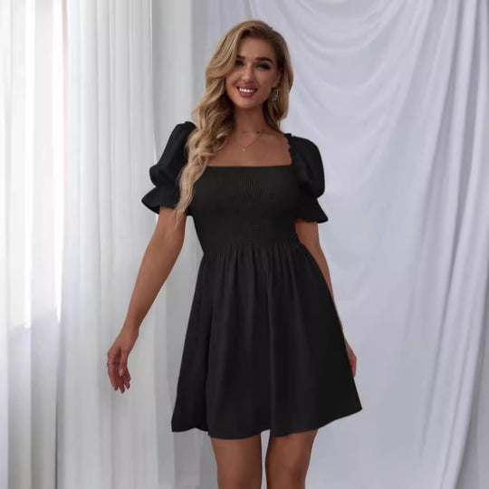 Damen kurzes Kleid mit Puffärmeln und gerafftem Oberteil R&B