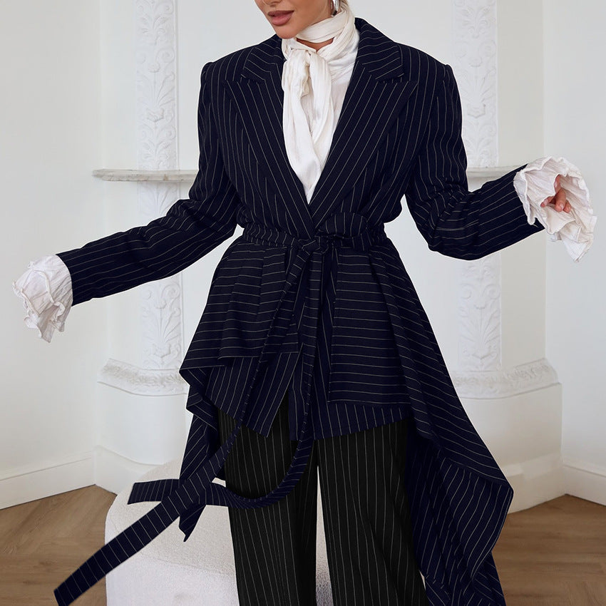Damen Elegante taillierte Blazerjacke mit asymmetrischem Schnitt und Gürtel R&B
