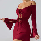 Damen Minikleid mit raffinierten Cut-Out-Details und schickem Knotenverschluss R&B