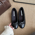 Damen Ballerinas mit modischem Riemen und eleganter Steppoptik R&B