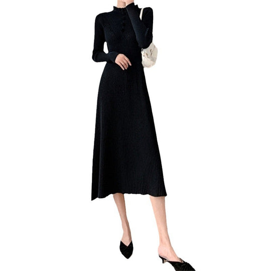 Damen Midi-Strickkleid mit hohem Kragen und Knopfdetails R&B