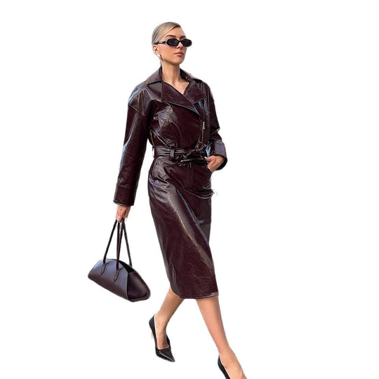 Damenatelier-inspiriertes kleid mit tailliertem Schnitt und schickem Gürtel R&B