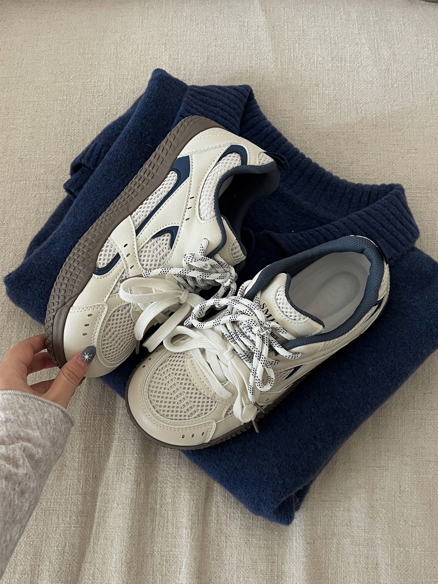 Damen Sportliche Freizeitsneakers mit atmungsaktiver Mesh-Oberfläche R&B