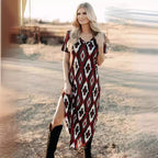 Damen Maxikleid mit tribal-inspiriertem Muster und hochstylisierten Seitenschlitzen R&B