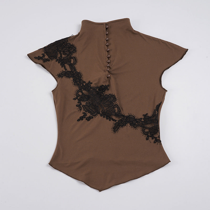Damen elegantes Kurzarm-Oberteil mit kunstvoller Spitze und modischen Knopfdetails R&B