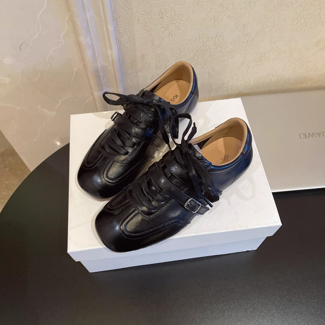Damen modische Schnürschuhe mit glänzender Lederoberfläche und eleganten Akzenten R&B