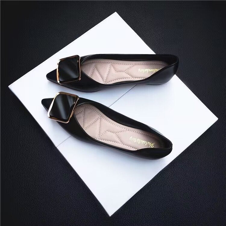 Damen Elegante Ballerinas mit modischer Schmuckschließe R&B