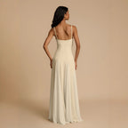 Damen Elegantes Abendkleid mit asymmetrischem Saum und feinen Rüschen R&B