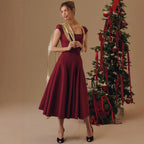 Damen Midi-Kleid mit quadratischem Ausschnitt und weit schwingendem Rock R&B