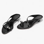 Damen elegante Zehentrenner-Sandalen mit modischem Riemendesign und dekorativem Schmuckdetail R&B