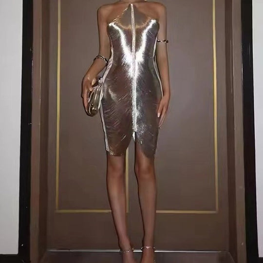 Damen Elegantes Partykleid mit verführerischem Schlitz und goldenen Akzenten R&B