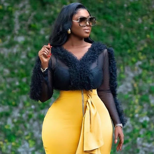Damen Elegante transparente Bluse mit rüschenverzierten Ärmeln R&B