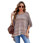 Damen eleganter Poncho mit strukturiertem Design und fransigen Details