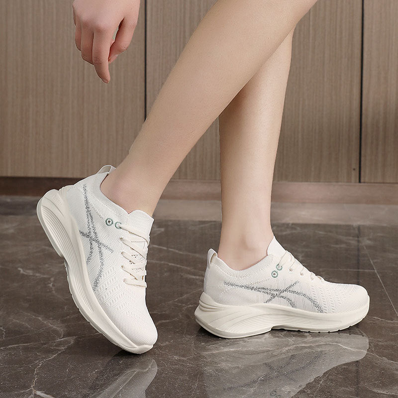 Damen sportliche Sneaker mit elastischem Schnürsystem und atmungsaktiver Oberflächenstruktur R&B