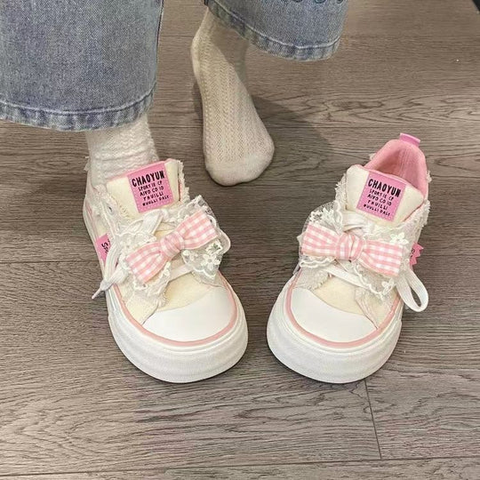 Damen Sneaker mit verspielten Schleifen-Details und rutschfester Sohle R&B
