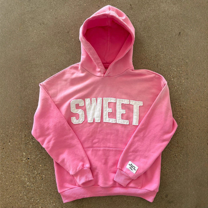 Unisex nan weit geschnittener Kapuzenpullover mit aufgesetzten Buchstabenapplikationen und Kängurutasche R&B