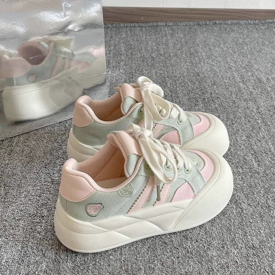 Damen Sportliche Sneakers mit voluminösem Profil und atmungsaktivem Obermaterial R&B