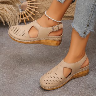 Damen Bequeme Clogs mit luftigen Cut-Outs R&B