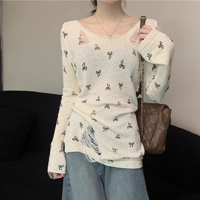 Damen Langarmshirt mit modischen Rissen und verspieltem Motiv R&B