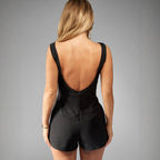Damen Eleganter Jumpsuit mit figurbetonendem Schnitt und raffinierten Details EB