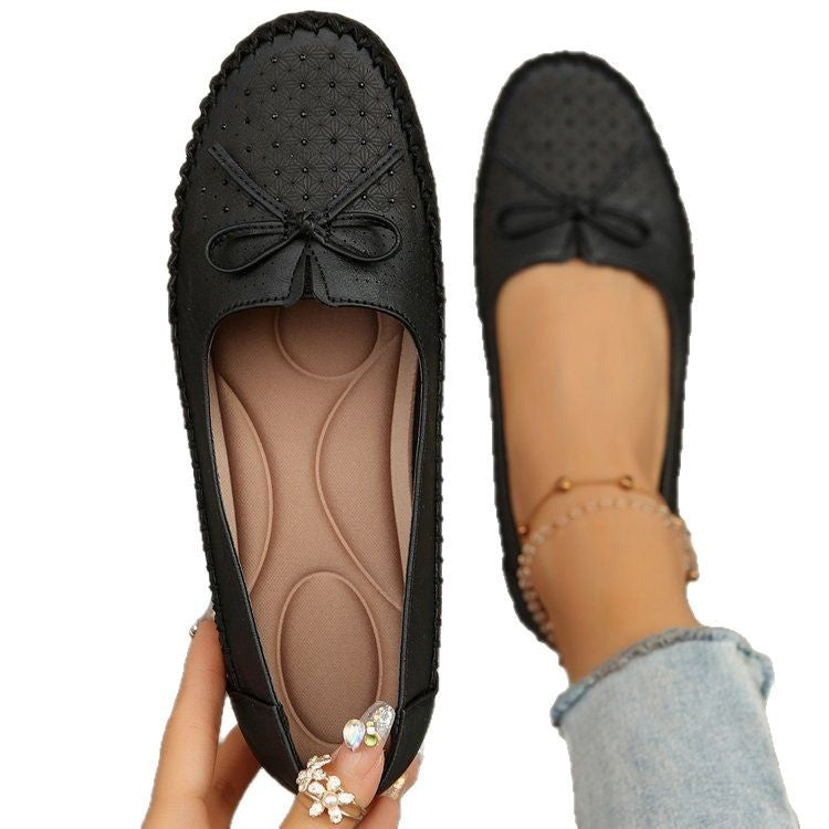 Damen elegante Mokassins mit filigranen Durchbrüchen und modischen Akzenten R&B