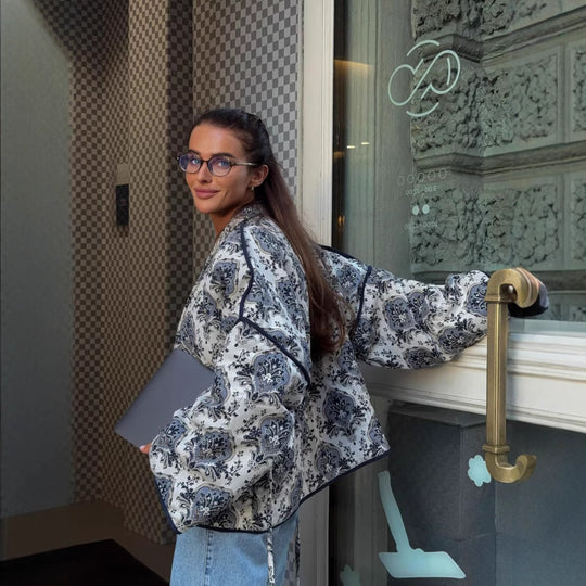 Damen Steppjacke mit floralem Design und modernem Schnitt R&B