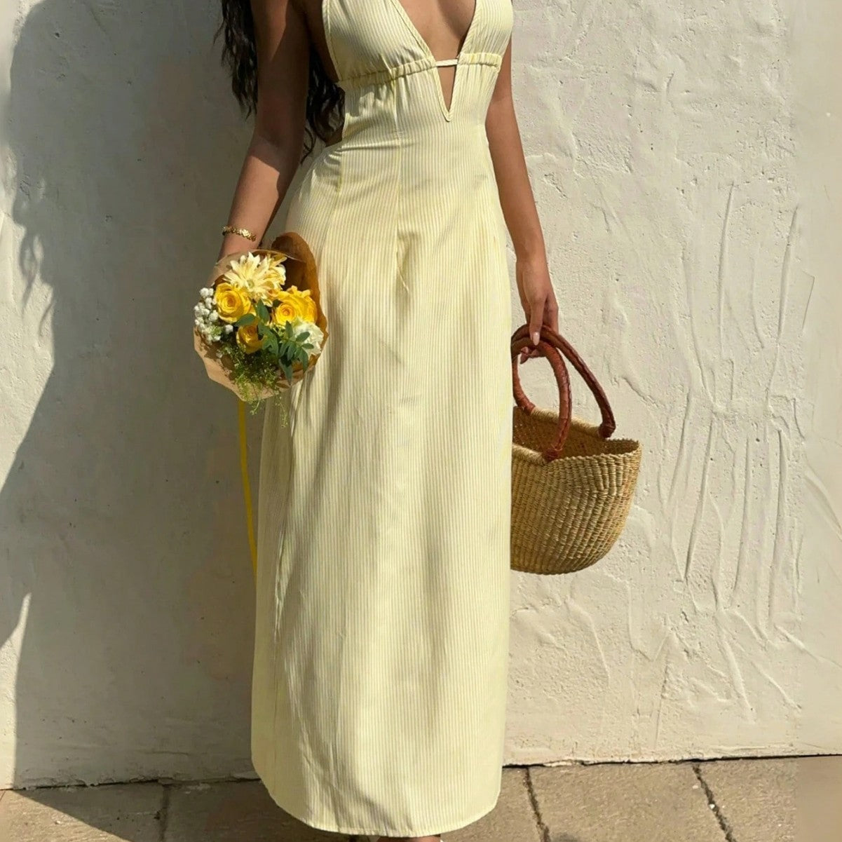 Damen Maxikleid mit tiefem V-Ausschnitt und raffiniertem Streifenmuster R&B