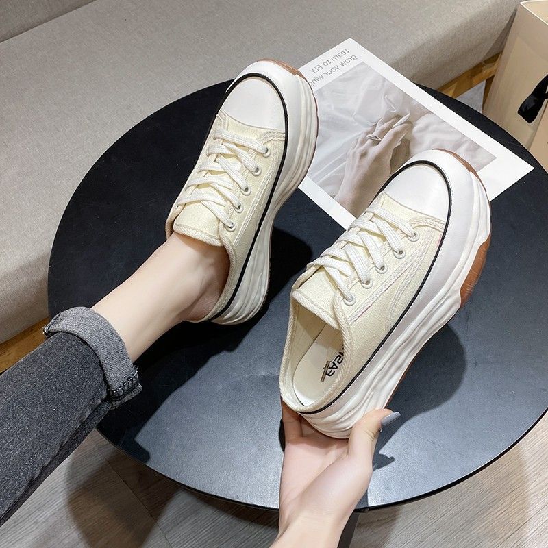 Damen Sneaker im zeitlosen Design mit verstärkter Sohle