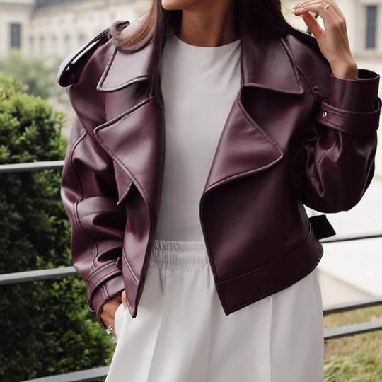 Damen Kunstlederjacke mit modischem Schnitt und praktischen Details R&B
