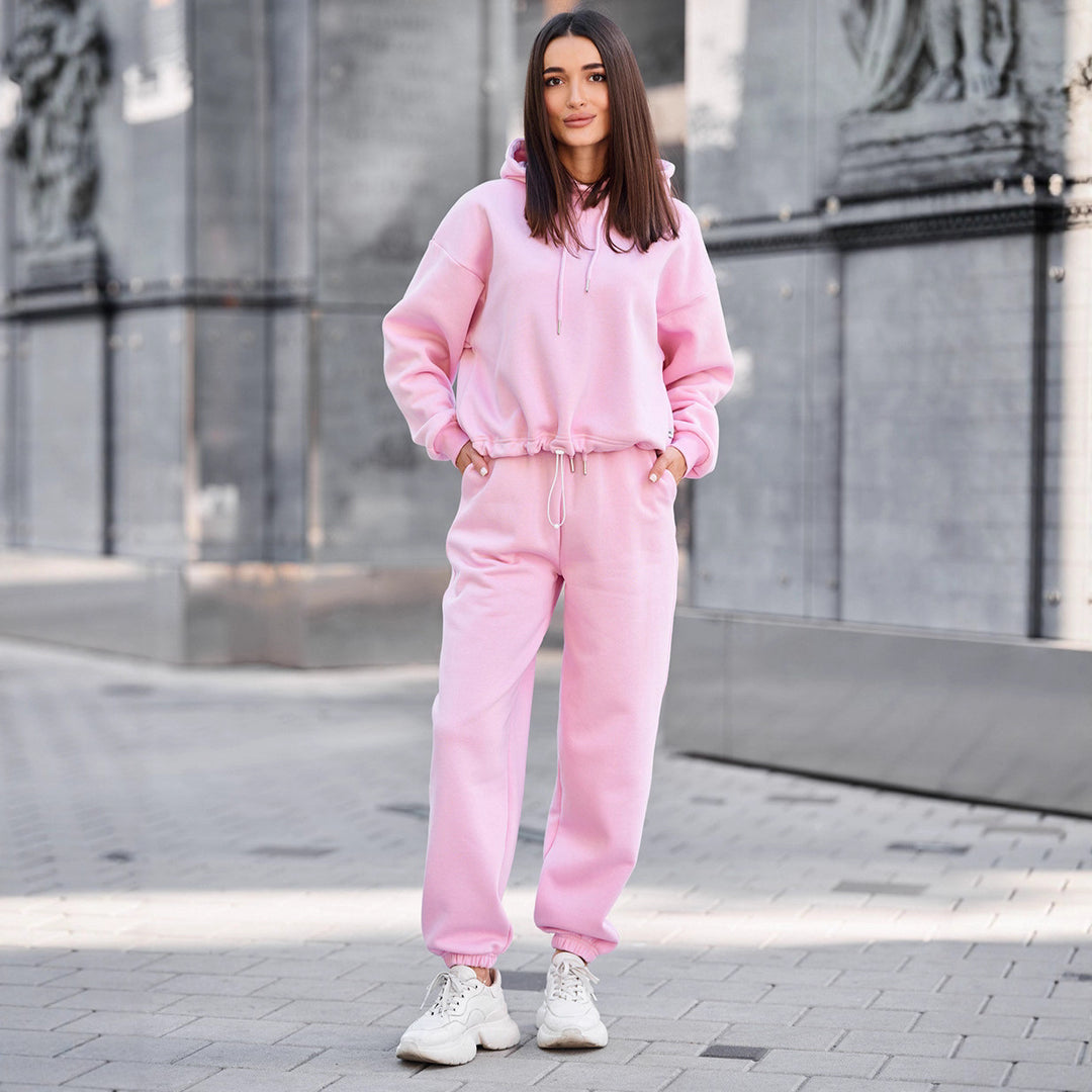 Damen sportlicher Freizeitsatz mit Kapuzenpullover und bequemen Jogginghosen R&B