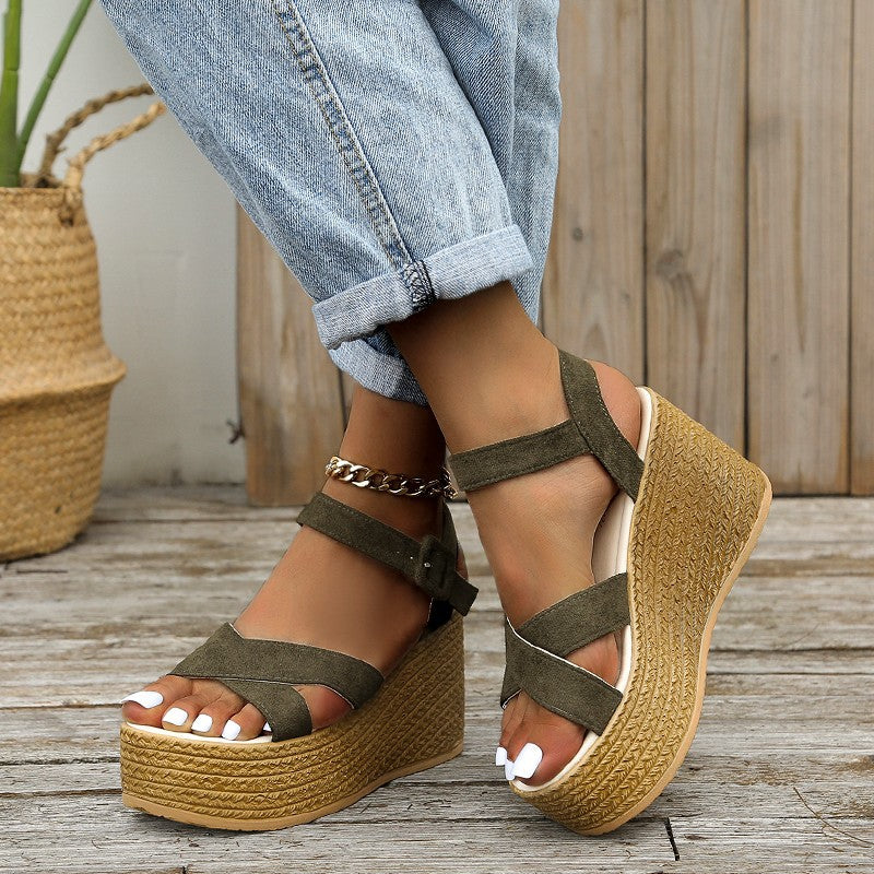Damen Keil-Sandalen mit modischem Überkreuzriemen und rutschfester Sohle R&B