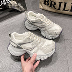 Damen Komfortable Lauf Sneakers mit atmungsaktivem mesh-Obermaterial und dämpfender Sohle