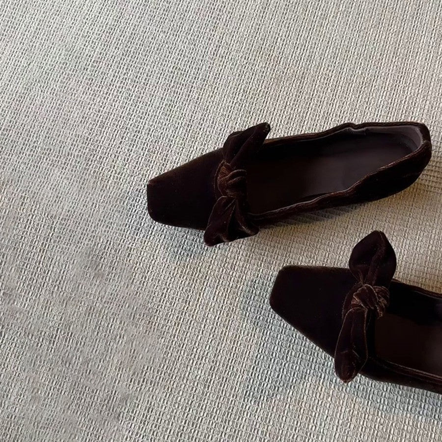 Damen Ballerina-Schuhe mit sanften Rüschen und eleganter Schleifenverzierung