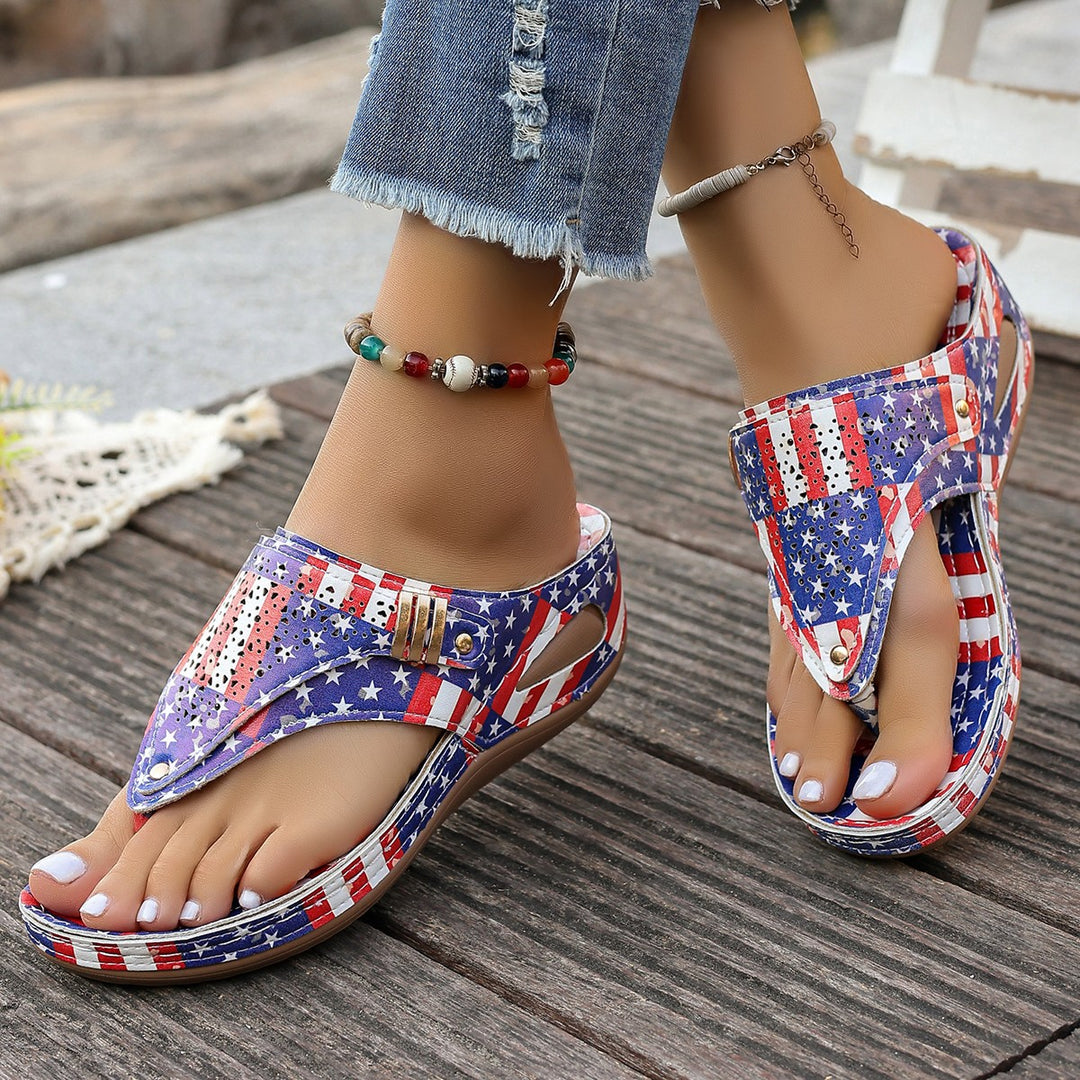 Damen Wedge-Pantoletten mit modernem Flaggen-Design R&B
