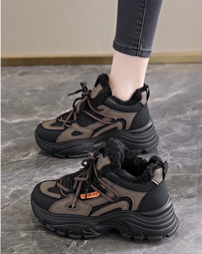 Damen Winterliche Sneaker mit warmem Futter und rutschfester Sohle R&B