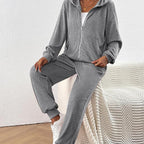 Damen Lässiges Set aus strukturiertem Hoodie und Jogginghose R&B