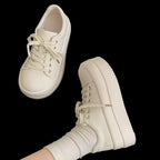 Damen Plateau-Sneaker mit modischem Design und bequemer Dämpfung