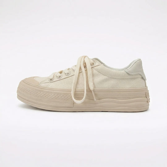 Stilvolle Weiße Damen Canvas Sneaker Bequeme Stoffschuhe für jeden Rock