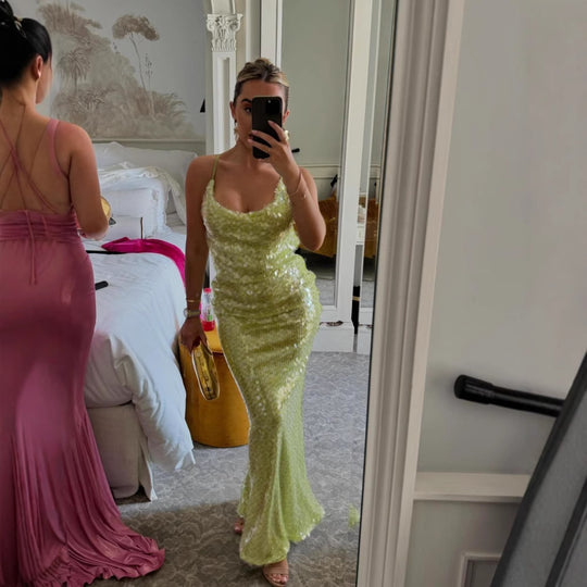 Damen Schimmerndes Pailletten-Maxikleid mit tiefem V-Ausschnitt und figurbetontem Schnitt R&B