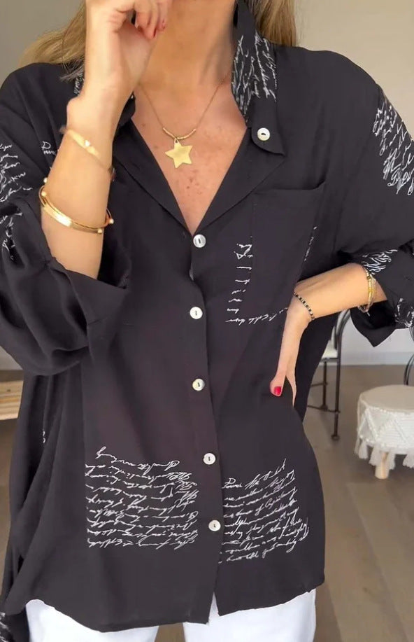 Damen Bluse mit modernem Schreibdesign und lockerer Passform